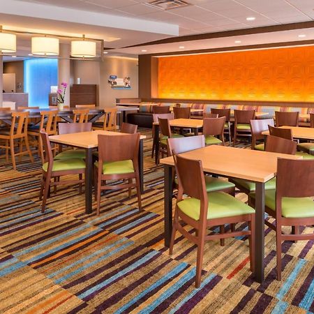 Fairfield Inn & Suites By Marriott Huntington Bagian luar foto