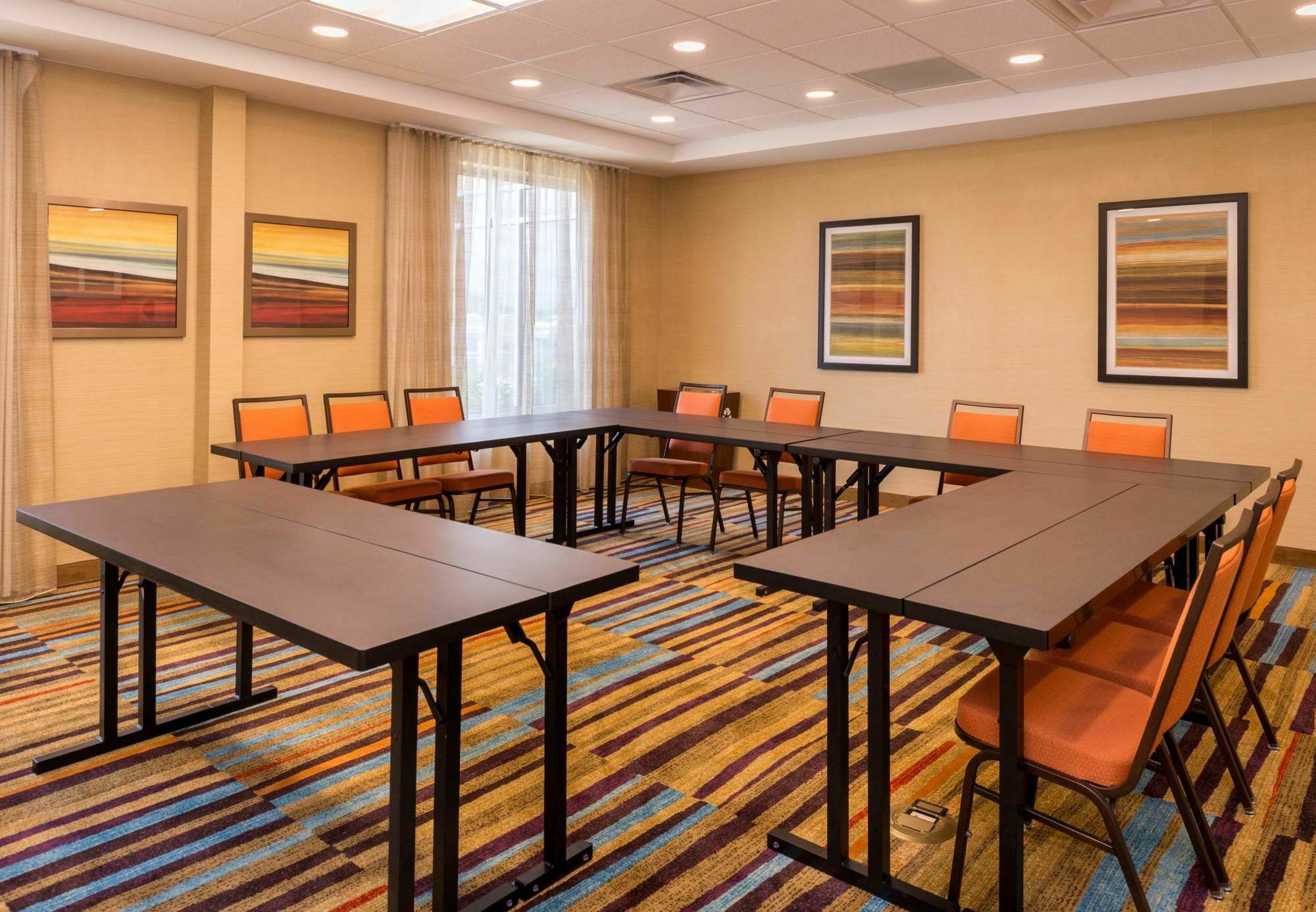 Fairfield Inn & Suites By Marriott Huntington Bagian luar foto